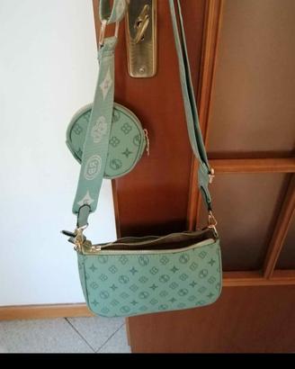 Borsa verde a tracolla 