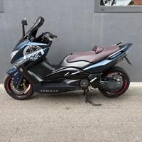 YAMAHA T MAX 500