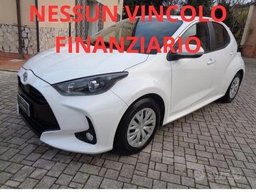 Toyota Yaris 1.0 5 porte Active OK NEOPATENTATI NO