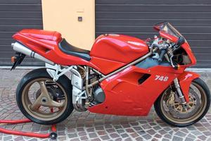 Ducati 748 S
