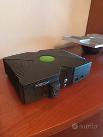 XBOX prima generazione (2001) con joystick