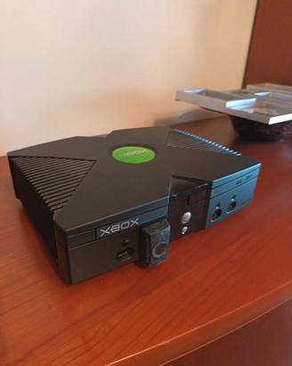 XBOX prima generazione (2001) con joystick