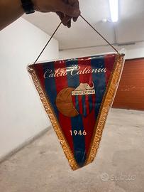 Gagliardetto catania calcio autografato