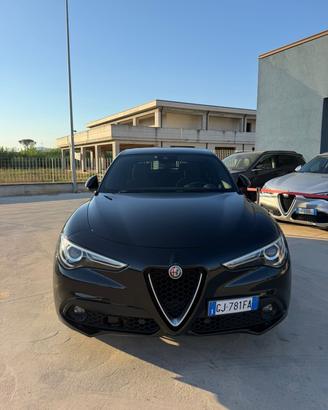 Alfa Romeo Stelvio 2.2 Turbodiesel 190 CV AT8 Q4 E