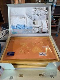 Corredo matrimoniale ricamato nuovo Tombolo