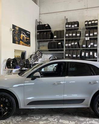 Cerchi NUOVI Porsche Macan GTS raggio 21 cod.78452
