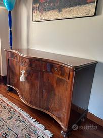 Credenza mossa di mogano