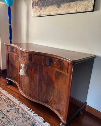 Credenza mossa di mogano