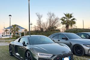 Audi R8 Coupé V10 quattro S tronic performance/!!1