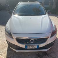 Volvo V40 D3 Cross Country 150cv diesel