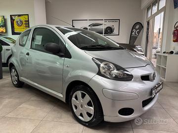 Toyota Aygo / 1.0cc 68cv / Neo Patentati /