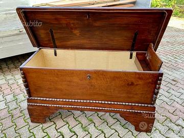Cassapanca Baule Mobile Noce Massiccio 1850