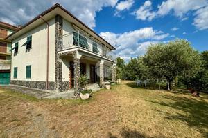 CASA INDIPENDENTE A CARRO