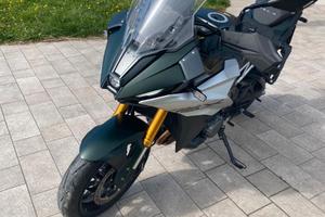 MOTO SUZUKI GSX 1000 GX