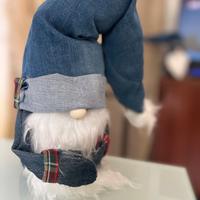 Gnomo fatto a mano con denim dí riciclo