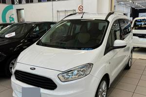 Ford Tourneo Courier 1.6 tdci TITANIUM