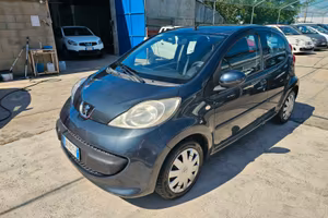 Peugeot 107 1.0 68CV 5p. Sweet Years - NeoPatentat