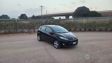 Ford Fiesta 1.4 5 porte Bz.- GPL Titanium