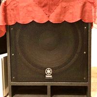 Subwoofer attivo per dj yamaha SW500.