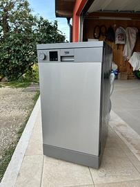 Lavastoviglie Beko DVS05024X