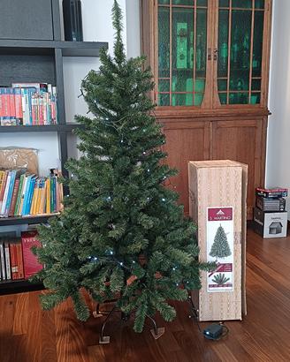 albero di Natale artificiale