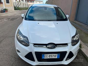 Ford focus 2011 1.6 115 cv con soli 146000km
