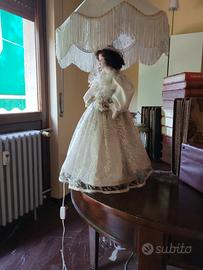 Bambola-sposa (Lampada da tavolo)