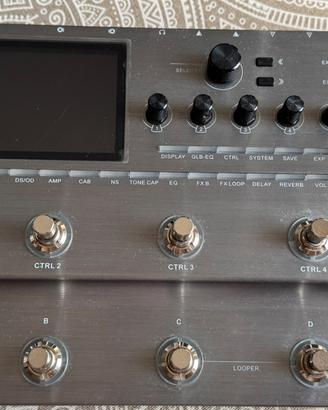 Mooer GE300 pedaliera per chitarra.