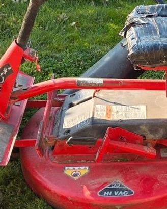 Trattorino rasaerba Snapper lama da33" funzionante