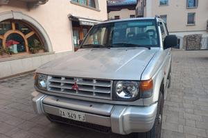 MITSUBISHI Pajero ('82-'00) - 1998