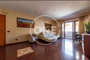 Appartamento di 125 m² con 4 locali a Pomezia