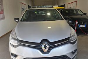 Renault Clio dCi 8V 75 CV 5 porte Moschino Zen