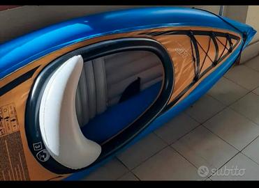 Canoa gonfiabile, montabile con kit completo