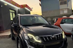 Mahindra XUV500 2.2 16V FWD W6