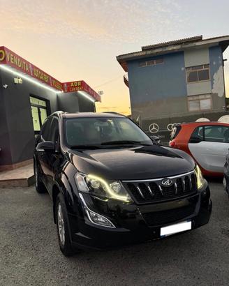 Mahindra XUV500 2.2 16V FWD W6