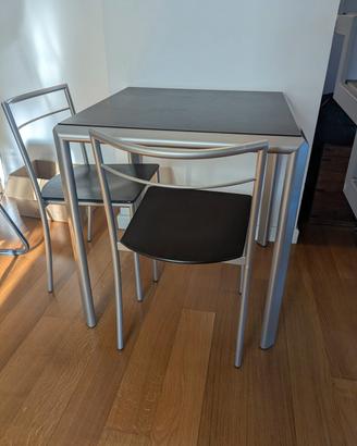 tavolo quadrato e 2 sedie  Calligaris 