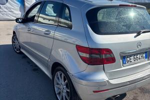 MERCEDES CLASSE B 180 Sport AUTOMATICO