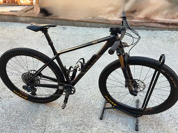 CANYON Exceed CF SLX 9