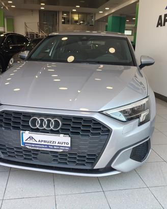 AUDI A3 Sedan 30 TDI S tronic Business