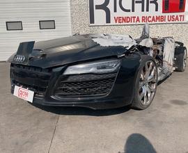 Audi R8 4.2 V8 FSI quattro