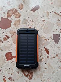 Power bank solare