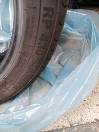 4 gomme Platin 235/45/18 estive con 2 mesi