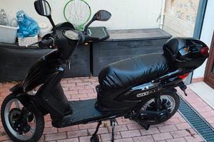 Scooter elettrico Vitale x pezzi di ricambio 
