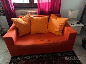 Divano letto a due posti