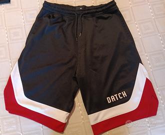 Pantalone corto Datch.