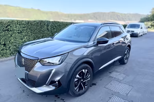 Peugeot 2008 benzina puretech allure 1.2