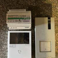 Kit videocitofono monofamiliare Comelit completo