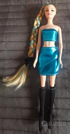 Bambola Fashion con Treccia Extra Lunga