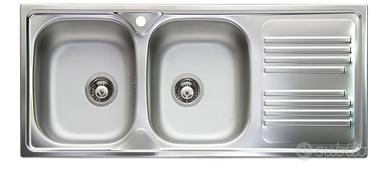 Lavello in acciaio inox con doppia vasca