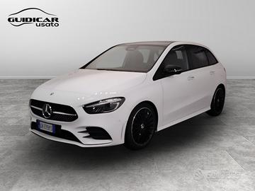 Mercedes Classe B - W247 2023 - B 250 AMG Line Adv